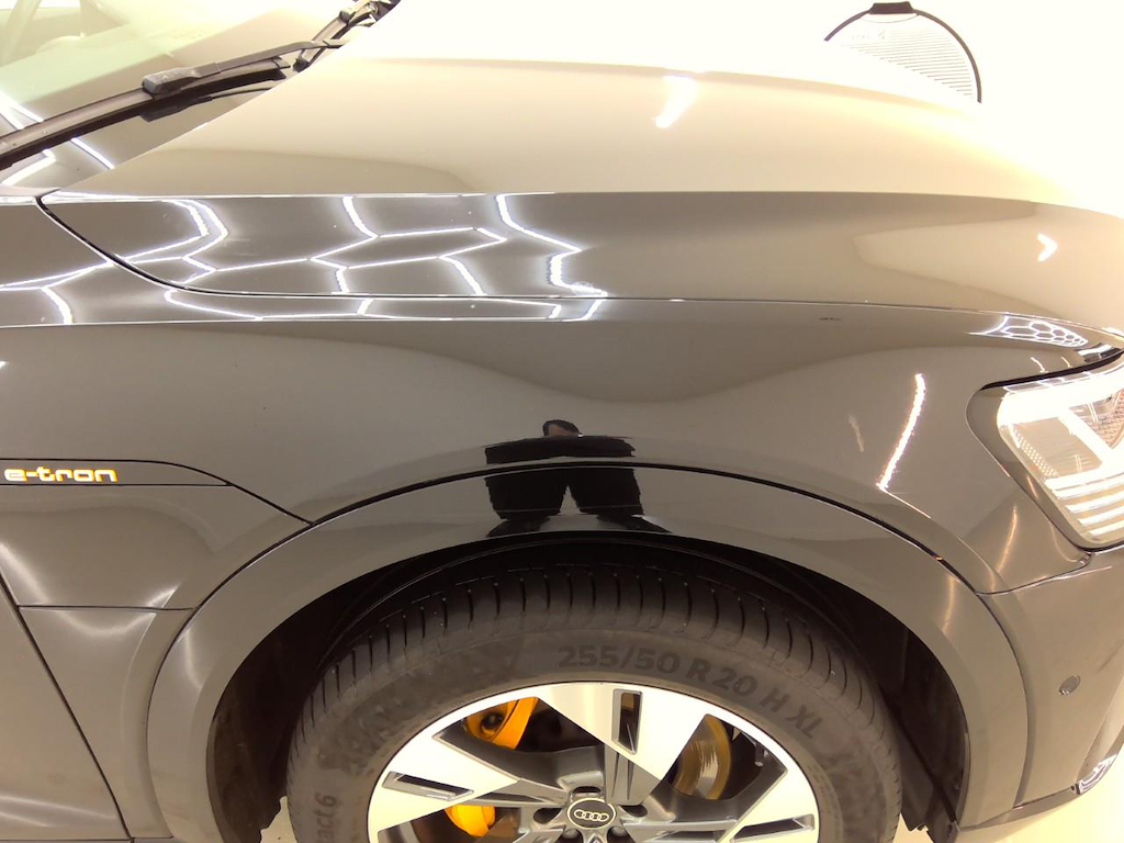 Foto 33 van Audi e-tron sportback