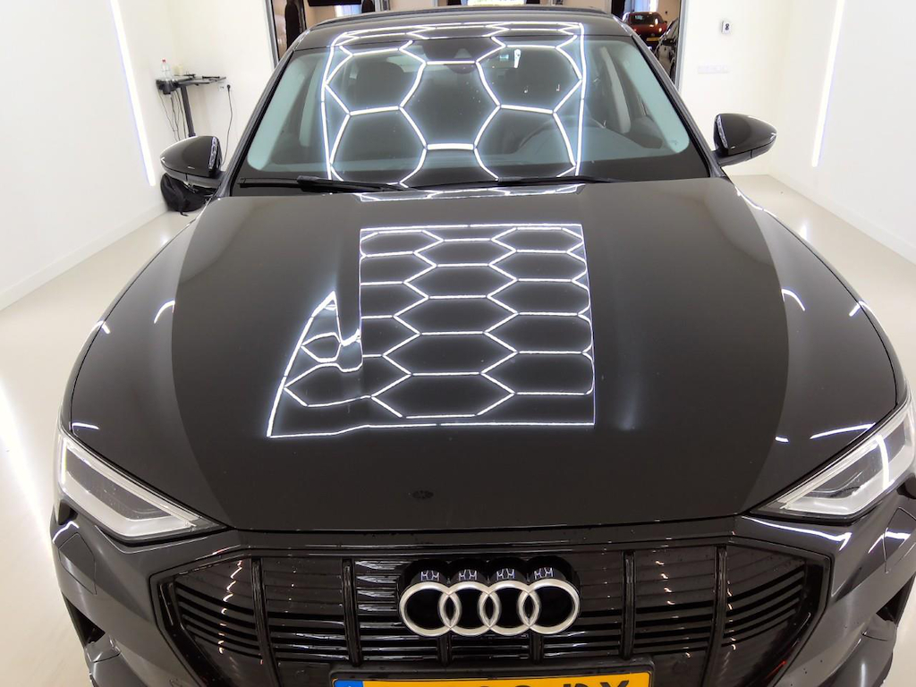Foto 35 van Audi e-tron sportback