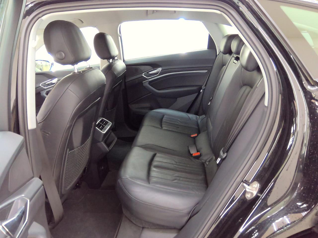 Foto 9 van Audi e-tron sportback