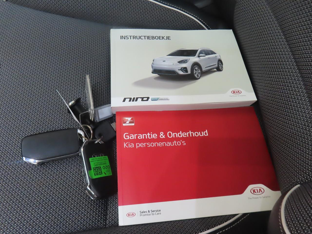 Foto 15 van Kia Niro