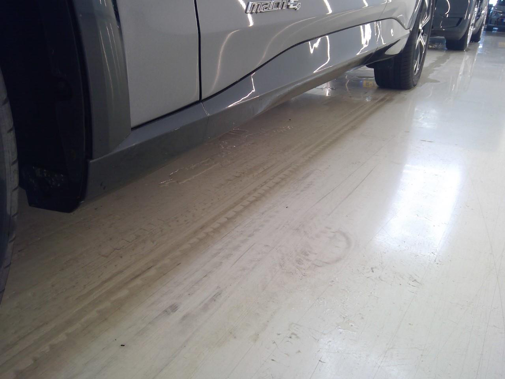 Foto 21 van Ford Mustang