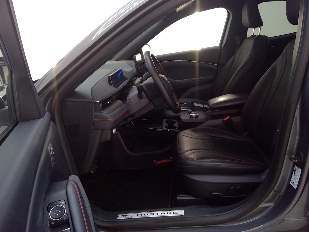 Foto 7 van Ford Mustang