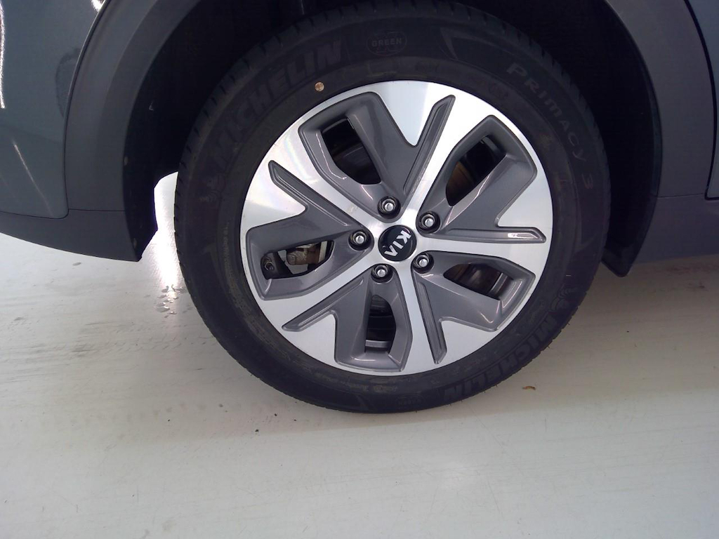Foto 12 van Kia Niro