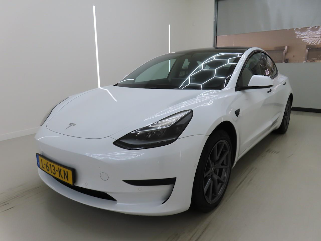 Foto 2 van Tesla Model 3