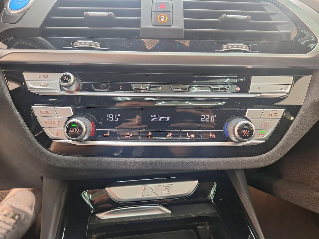 Foto 17 van BMW ix3