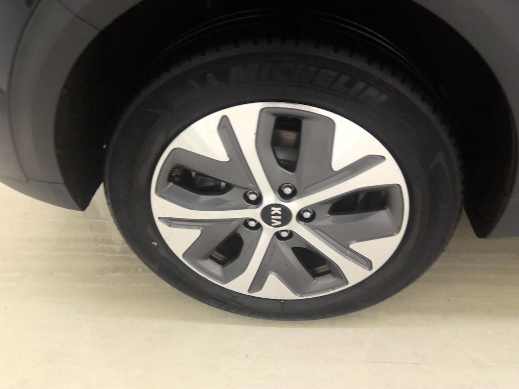 Foto 12 van Kia Niro