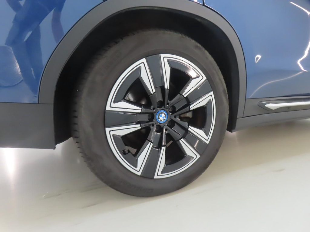 Foto 12 van BMW ix3