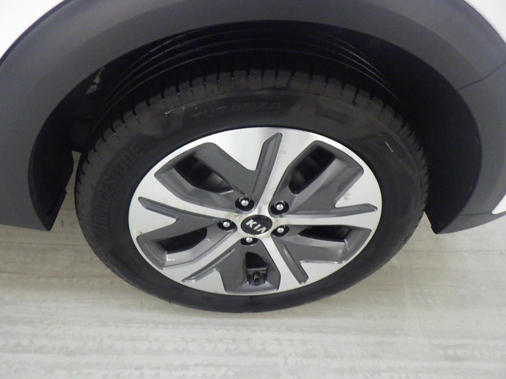 Foto 12 van Kia Niro