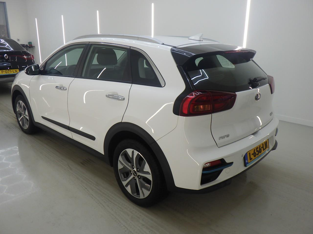 Foto 7 van Kia Niro