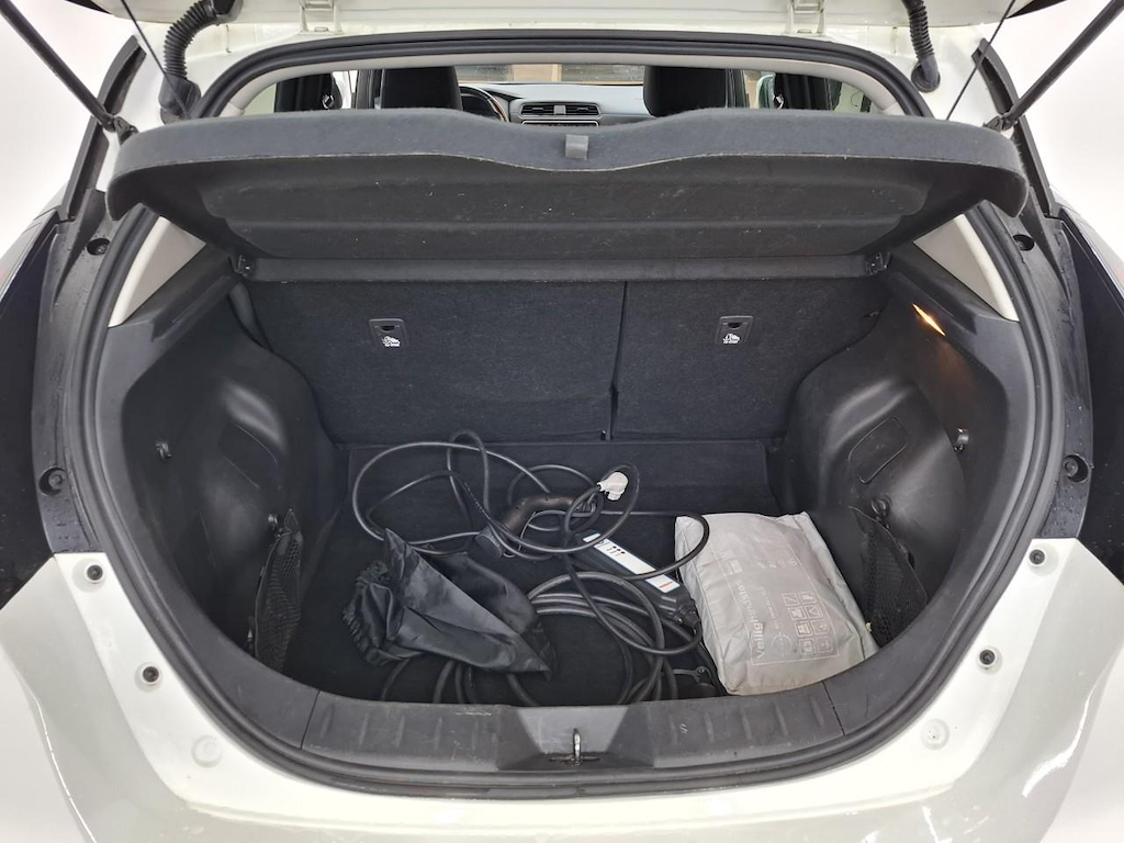Foto 10 van Nissan Leaf