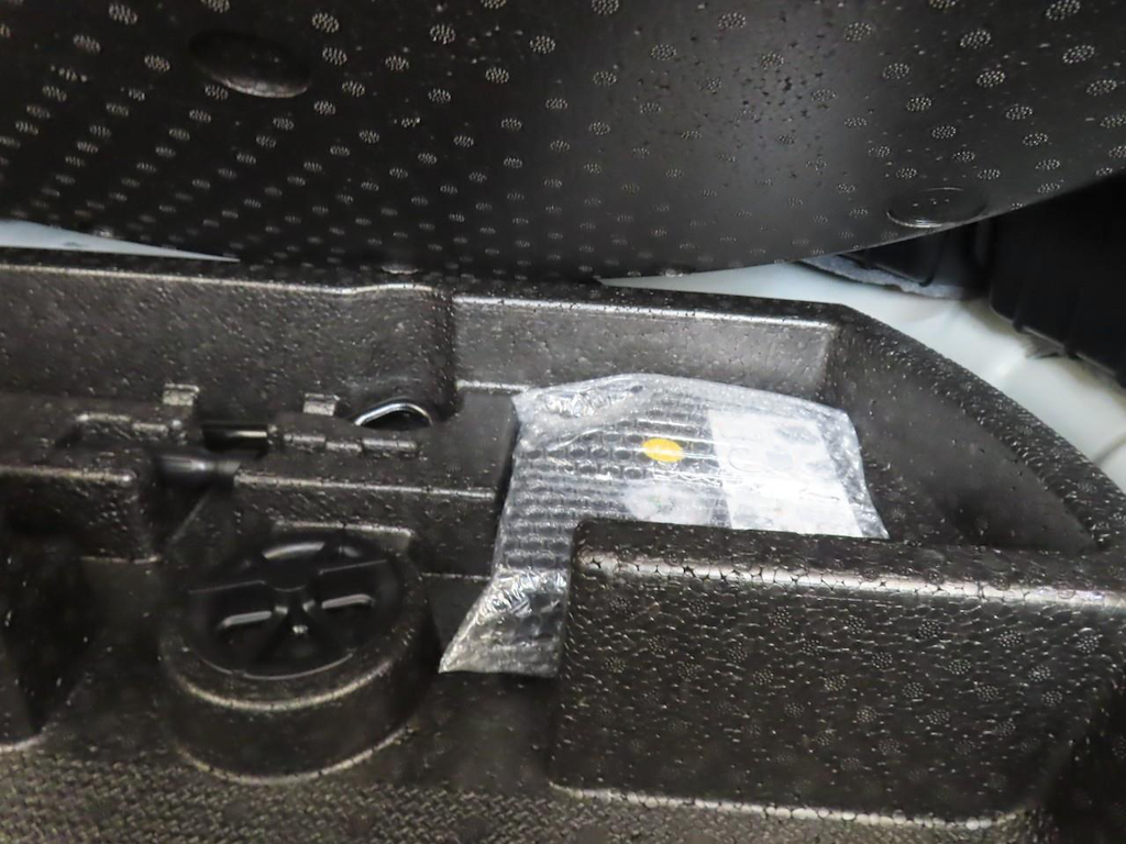 Foto 12 van Kia Niro