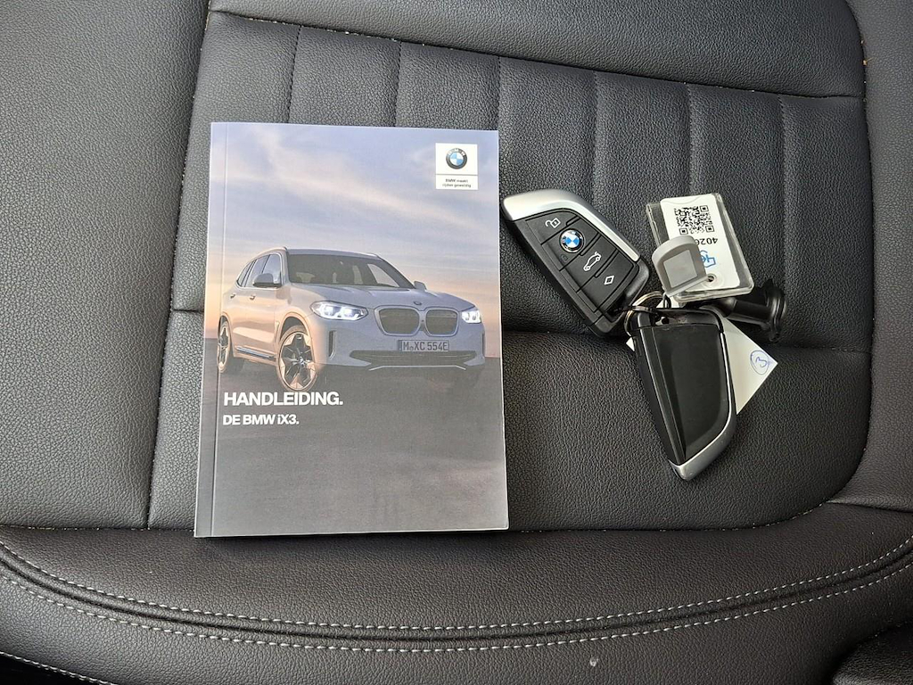 Foto 13 van BMW ix3