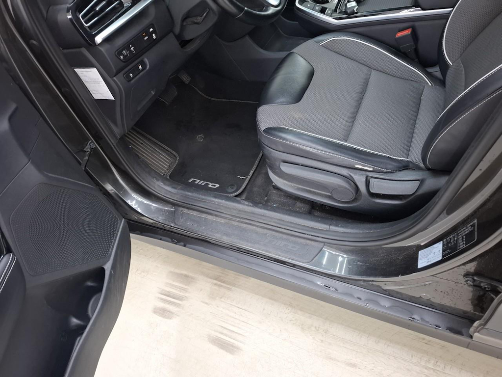 Foto 27 van Kia Niro