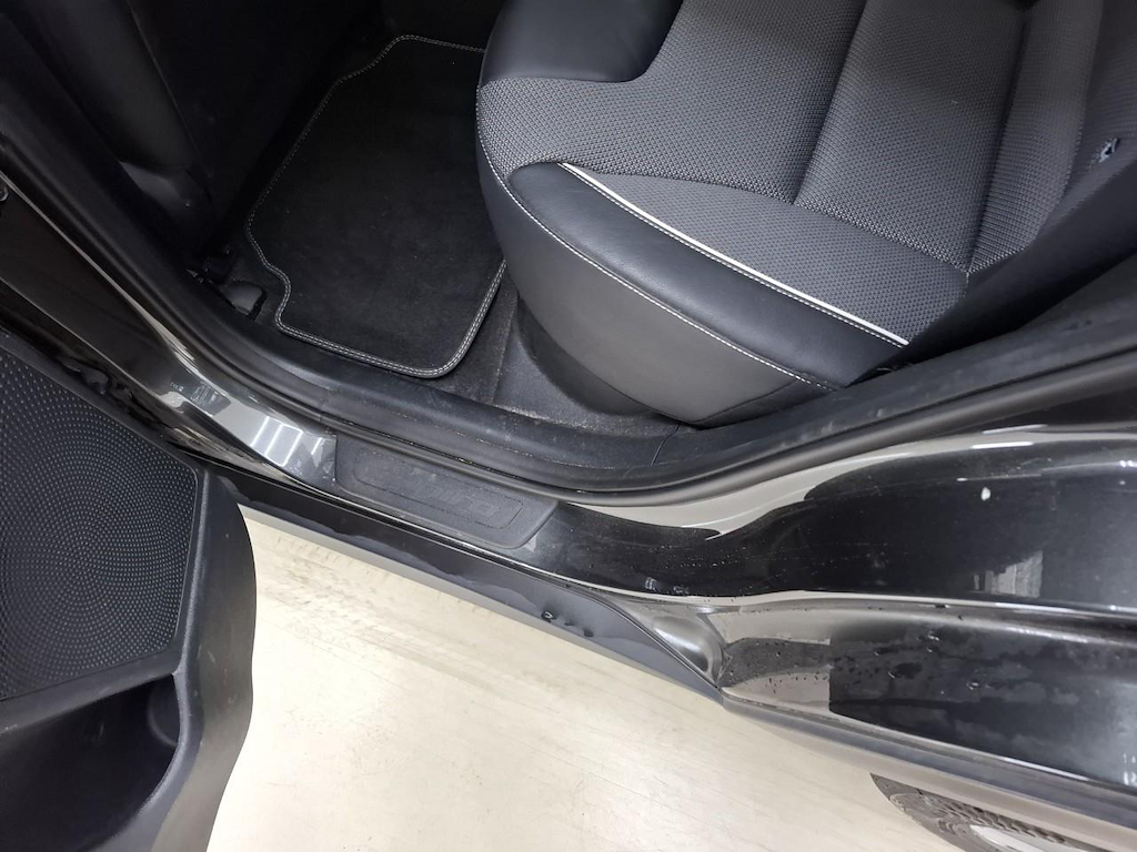 Foto 30 van Kia Niro