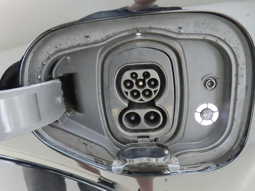 Foto 16 van Ford Mustang