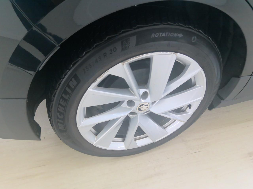 Foto 30 van Skoda Enyaq