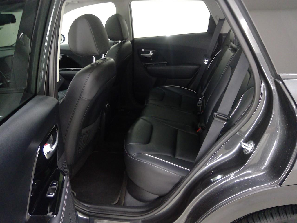 Foto 9 van Kia Niro