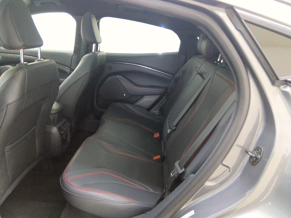 Foto 8 van Ford Mustang