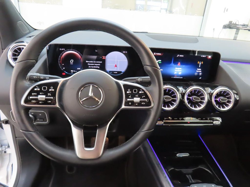 Foto 4 van Mercedes EQA