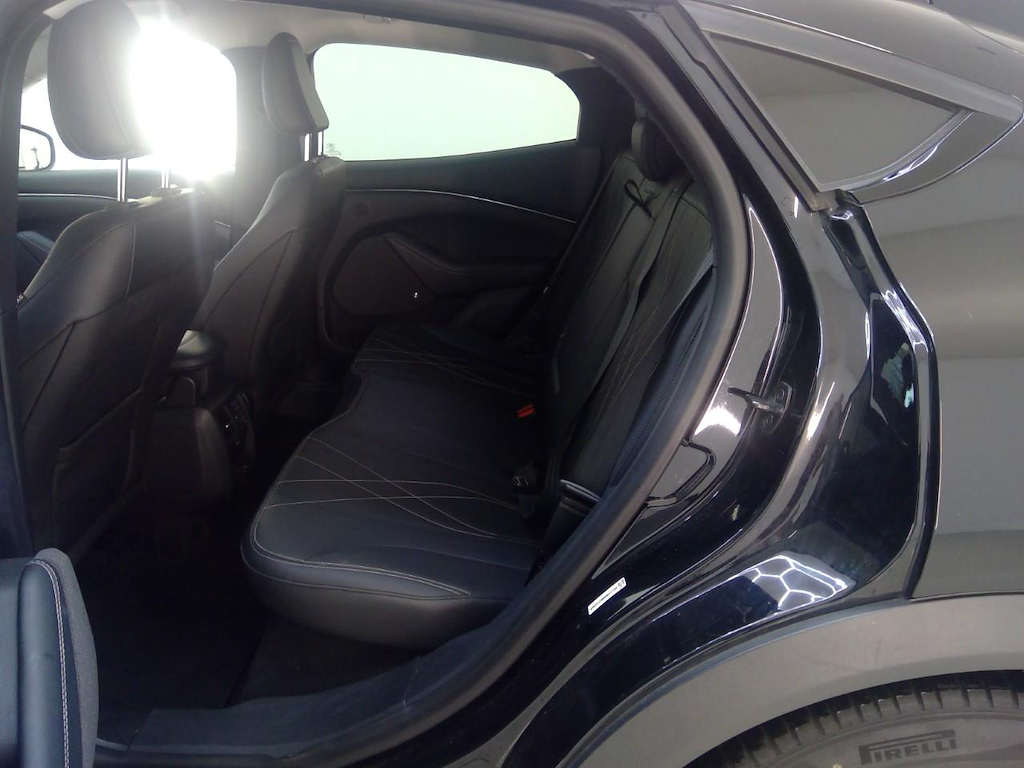 Foto 9 van Ford Mustang