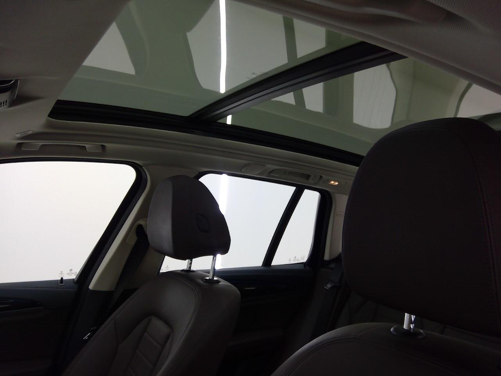 Foto 19 van BMW ix3