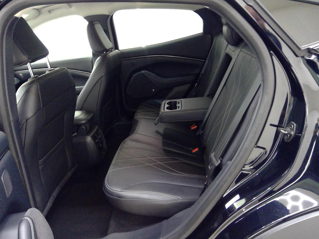 Foto 8 van Ford Mustang