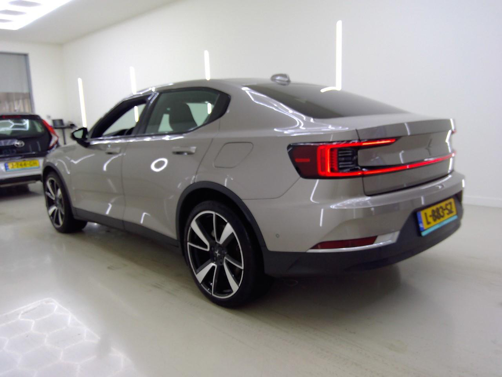 Foto 5 van Polestar 2