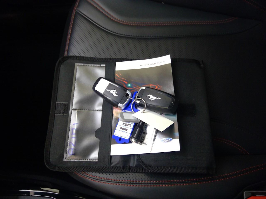 Foto 12 van Ford Mustang