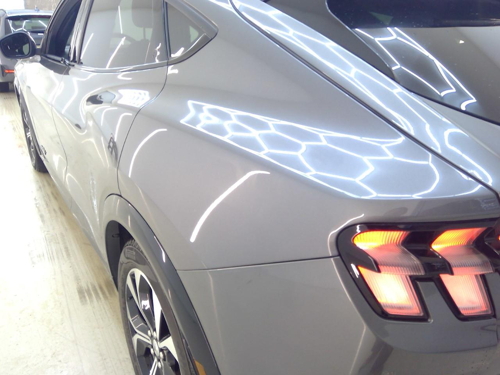 Foto 23 van Ford Mustang