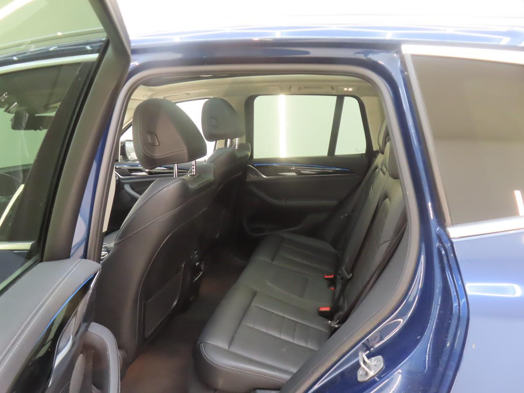 Foto 9 van BMW ix3