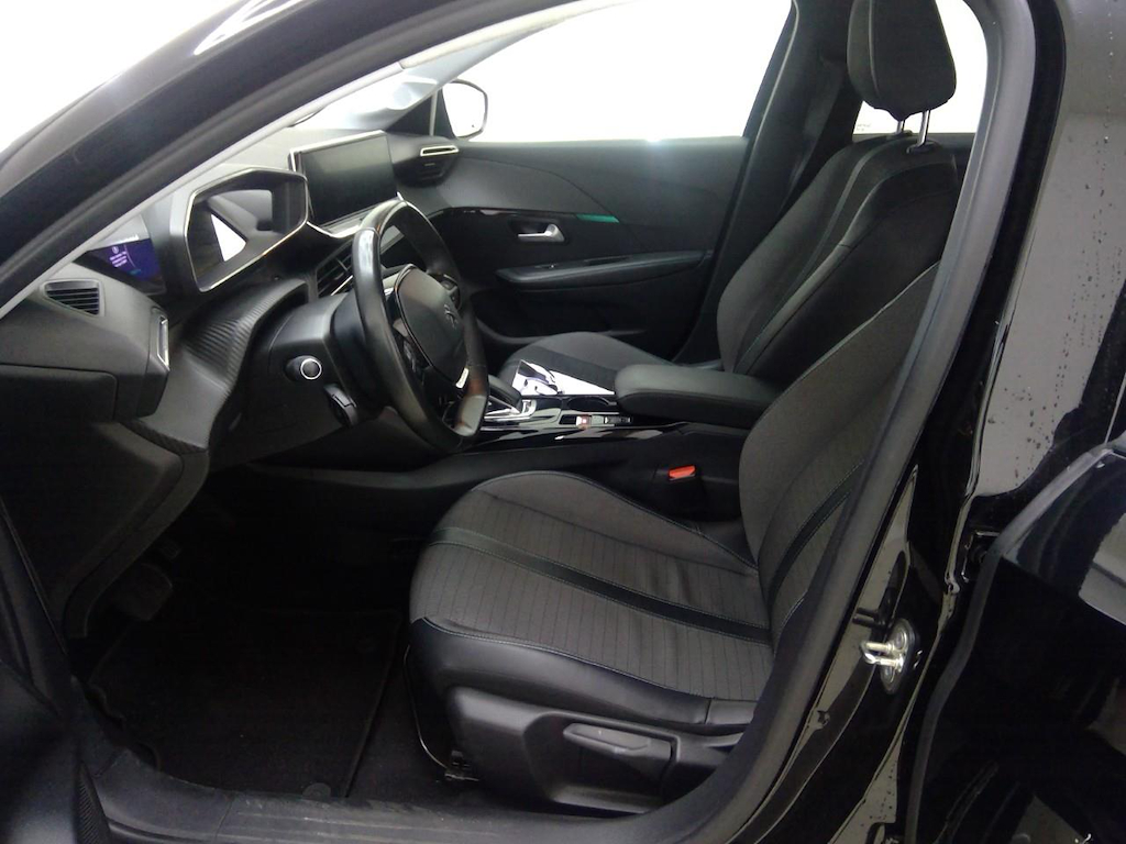 Foto 8 van Peugeot E-208