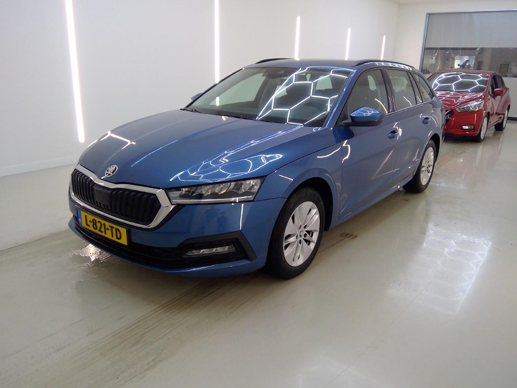 SKODA OCTAVIA COMBI 1.0 TSI Greentech Business Edition