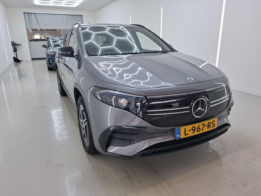 Foto 3 van Mercedes EQA