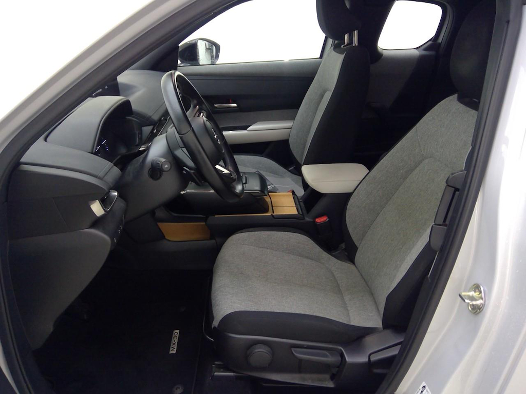 Foto 8 van Mazda MX-30