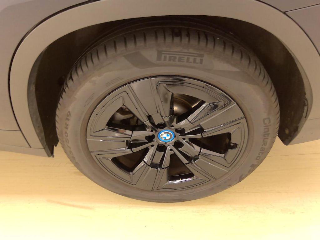 Foto 13 van BMW ix3