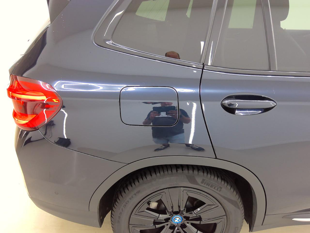 Foto 35 van BMW ix3