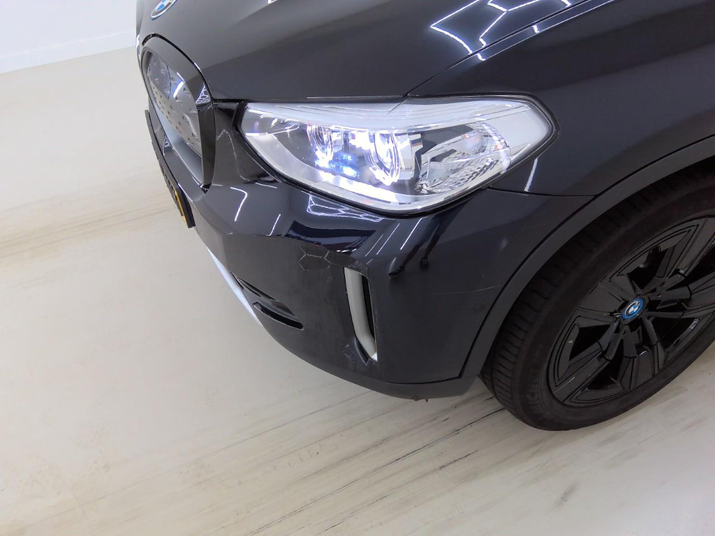 Foto 36 van BMW ix3
