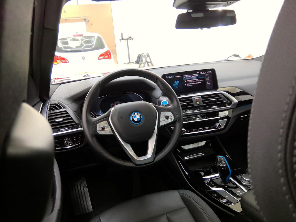 Foto 6 van BMW ix3