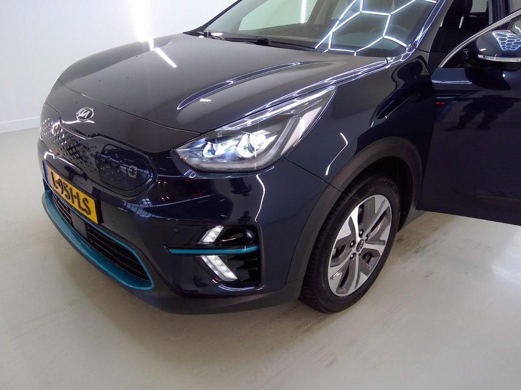 Foto 22 van Kia Niro