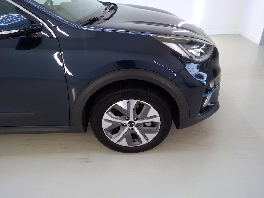 Foto 27 van Kia Niro