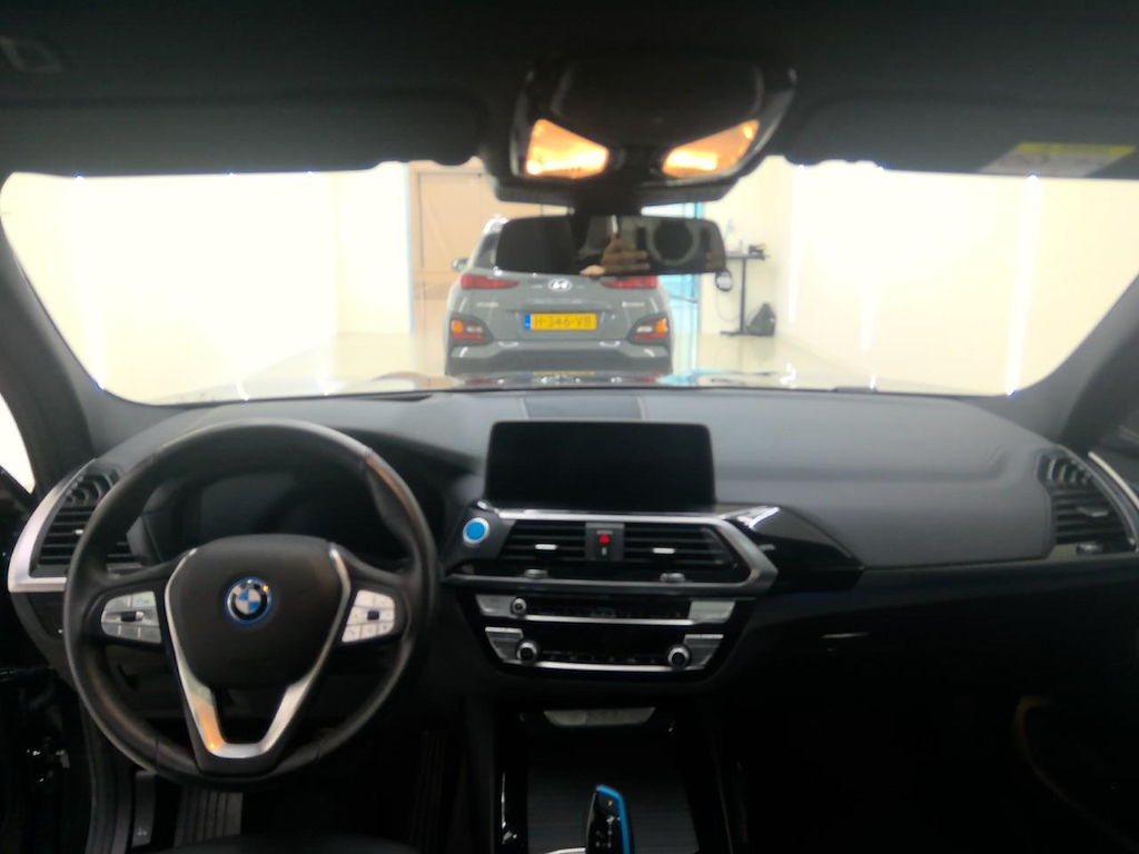 Foto 4 van BMW ix3