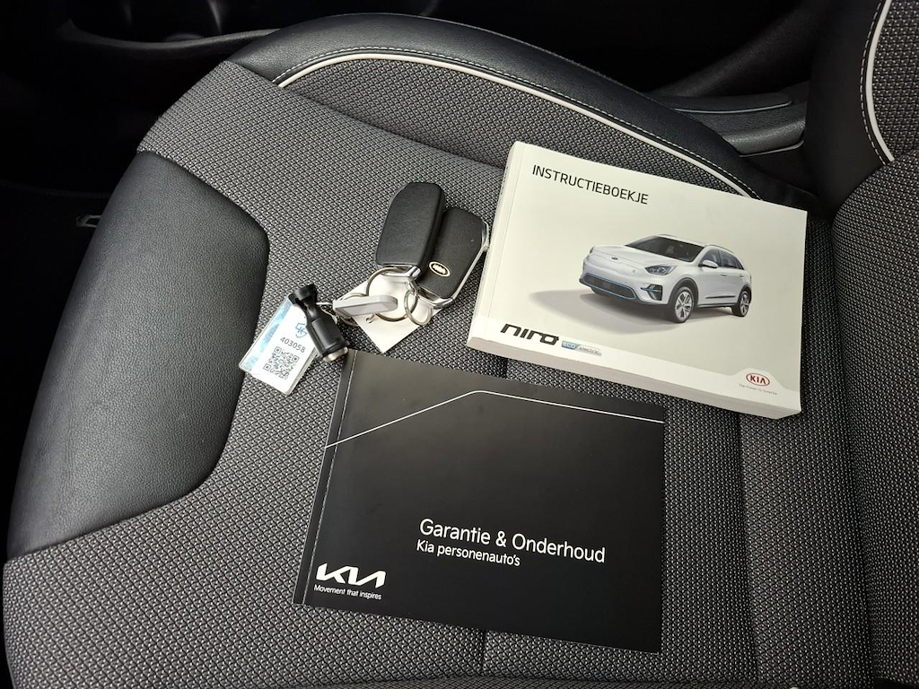 Foto 14 van Kia Niro