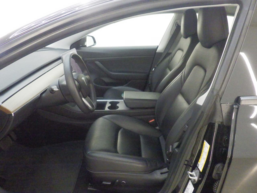 Foto 8 van Tesla Model 3