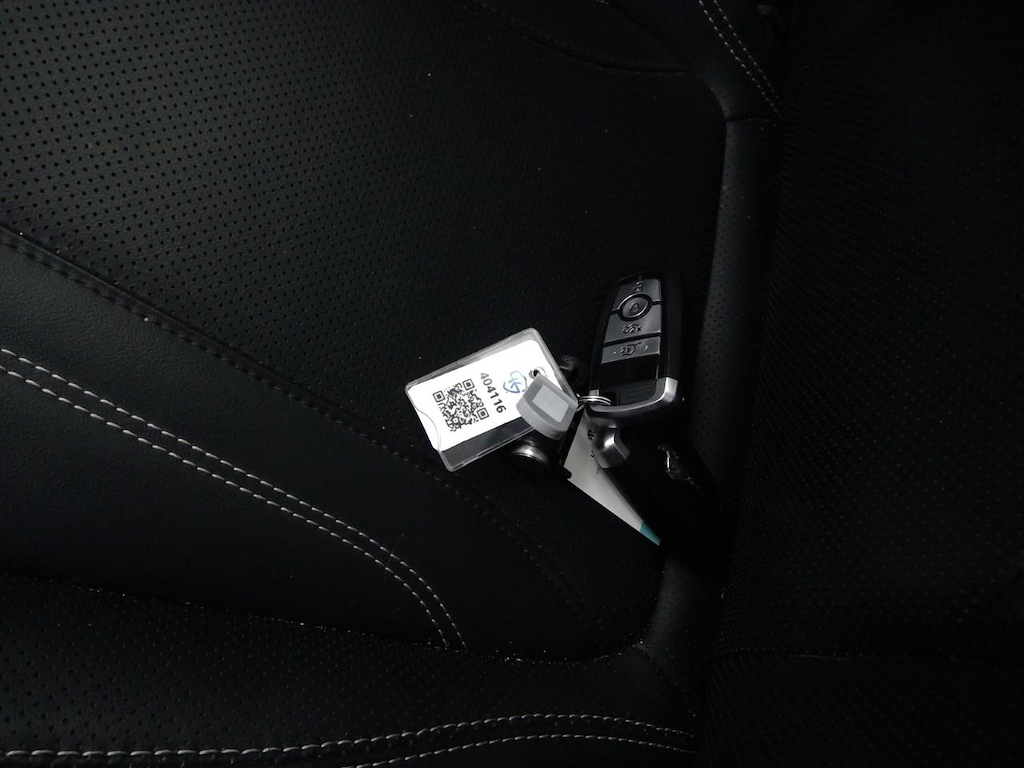 Foto 17 van Ford Mustang