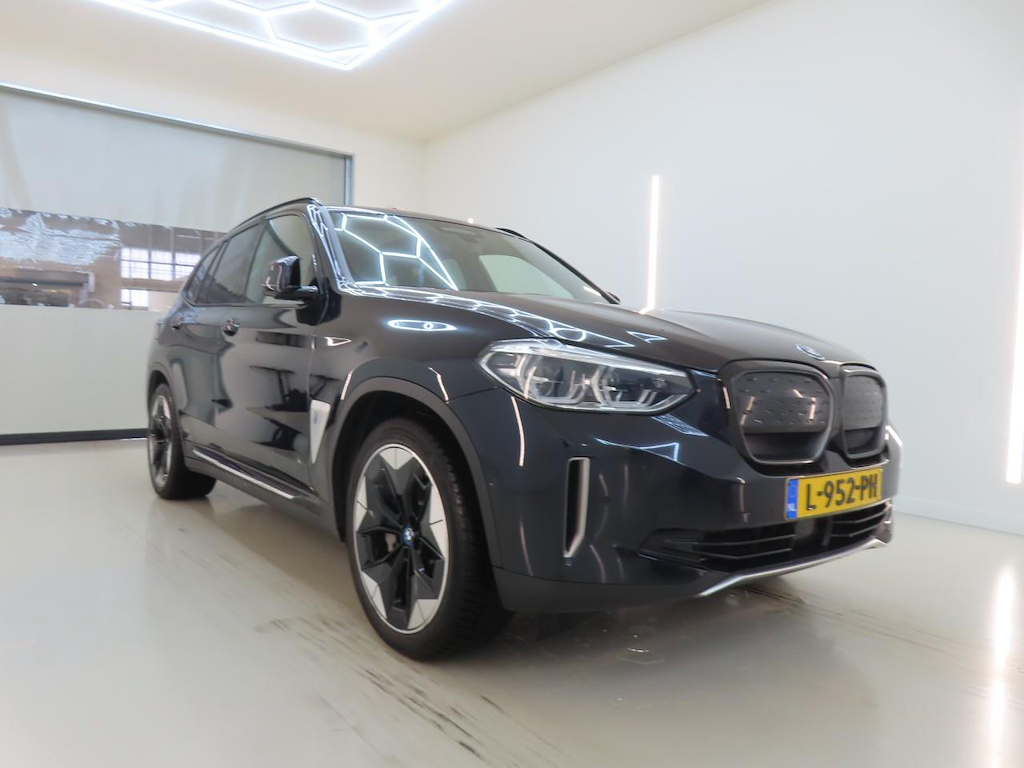 Foto 3 van BMW ix3