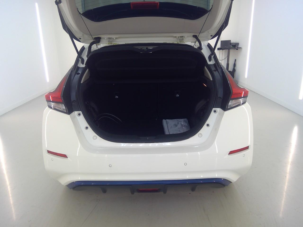 Foto 9 van Nissan Leaf