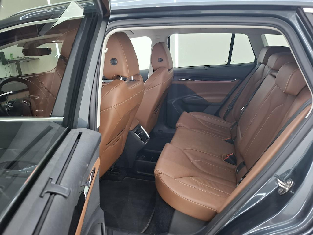 Foto 9 van Skoda Enyaq