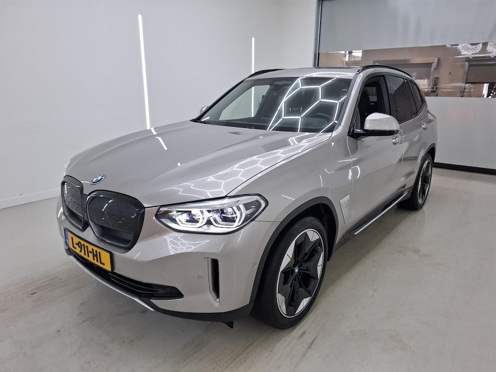Foto 2 van BMW ix3