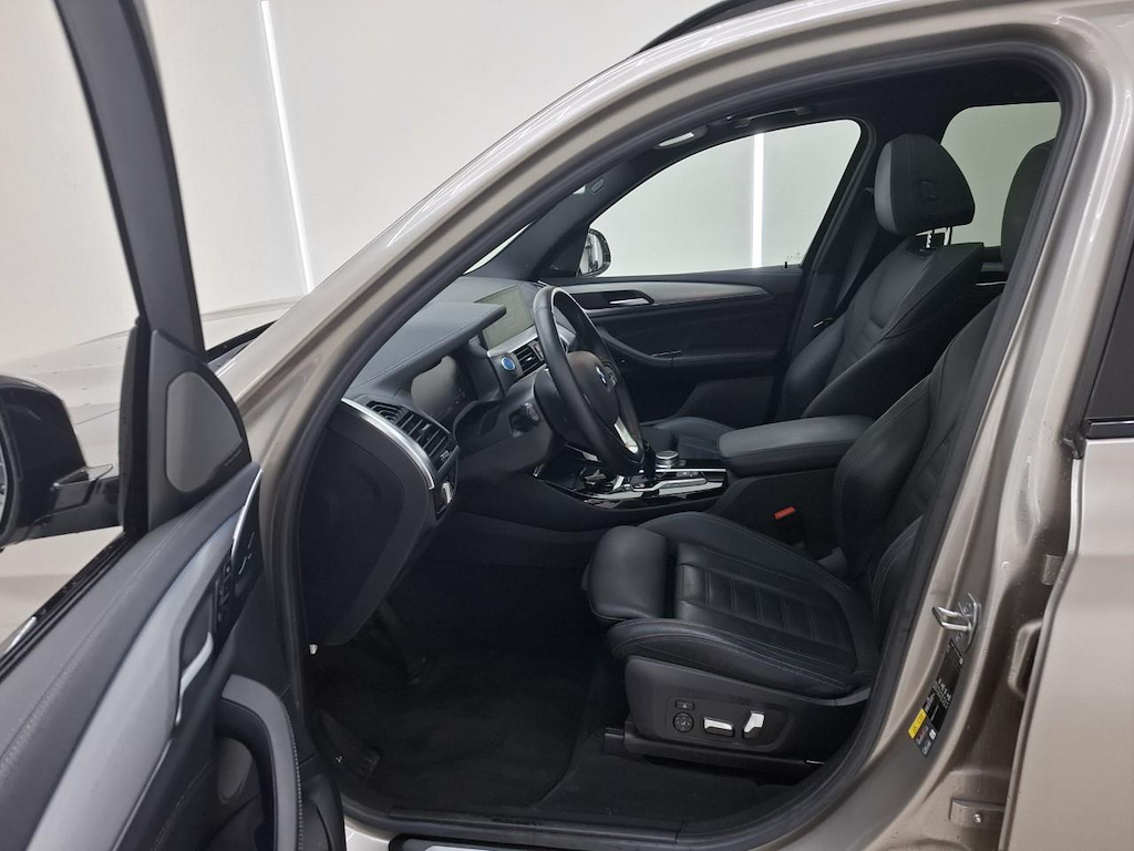 Foto 8 van BMW ix3