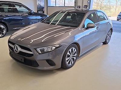Kaufe MERCEDES-BENZ A 180D BUSINESS SOLUTION bei Ayvens Carmarket